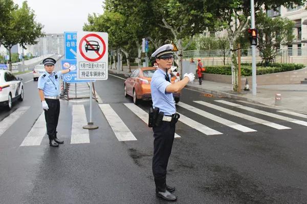 最新上海暴雨，城市如何應(yīng)對(duì)挑戰(zhàn)與反思
