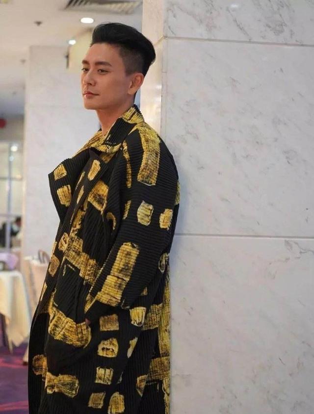 黃宗澤，銀幕之上，魅力無(wú)限——解析其最新電影作品