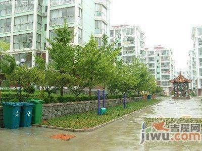 乳山藍(lán)湖景苑最新房?jī)r(jià)動(dòng)態(tài)分析