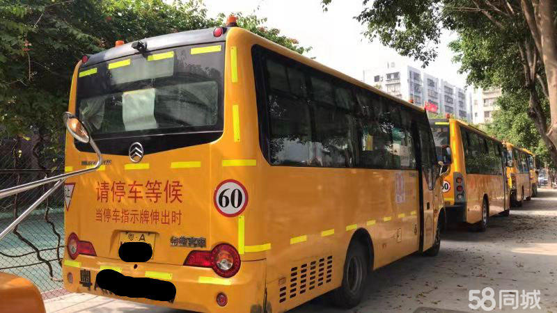 最新二手37座校車轉讓，安全、經濟、便捷的選擇