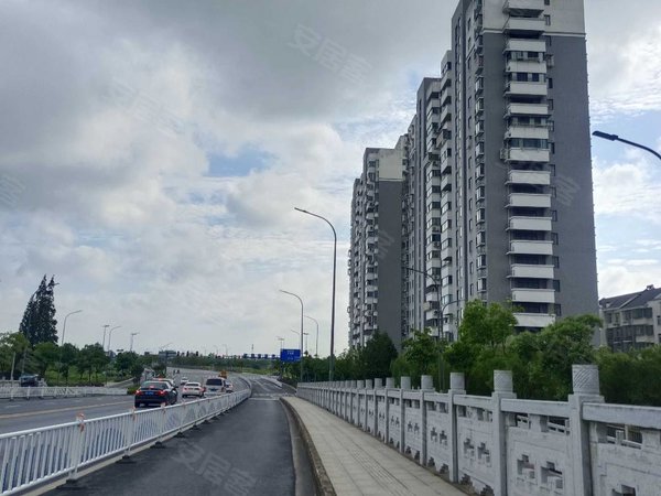 平湖三港嘉苑最新房?jī)r(jià)動(dòng)態(tài)分析