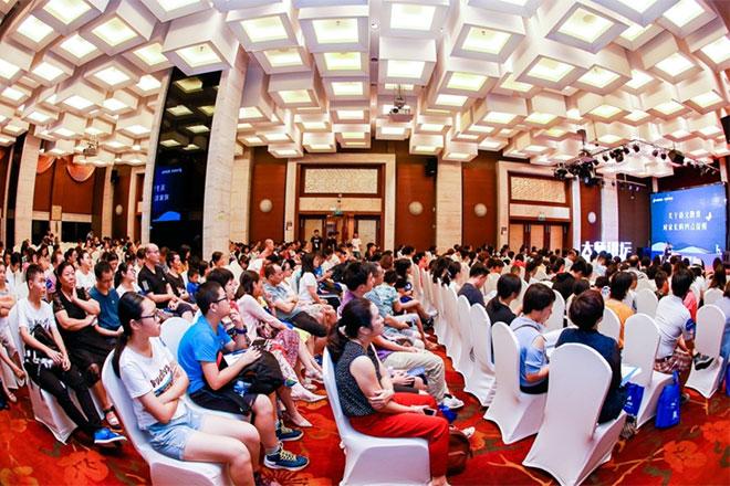笑貓日記最新一冊(cè)2017，探尋童趣與人生智慧